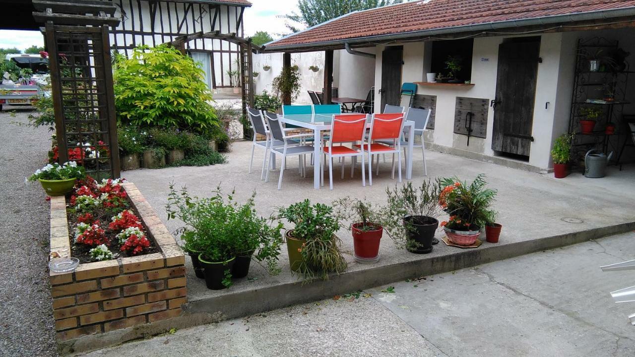 La Sente Des Vignes Panzió Hauteville Kültér fotó